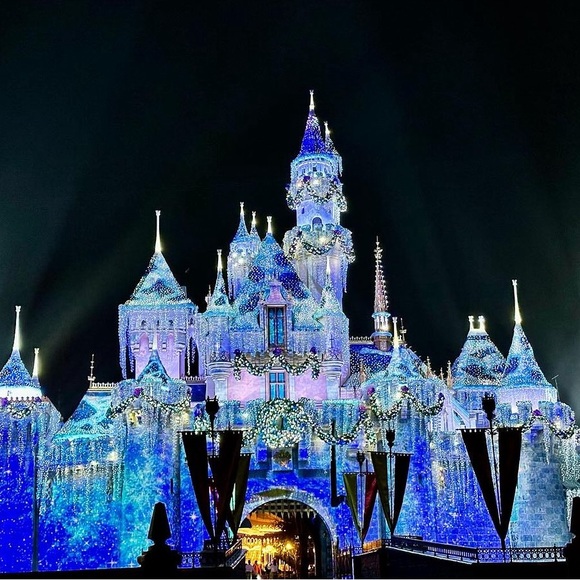 Meet your Posher, Erin - Picture 1 of 1